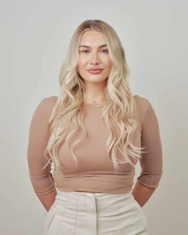 angel-seamless-clip-in-hair-extensions-5-piece-set-24--2