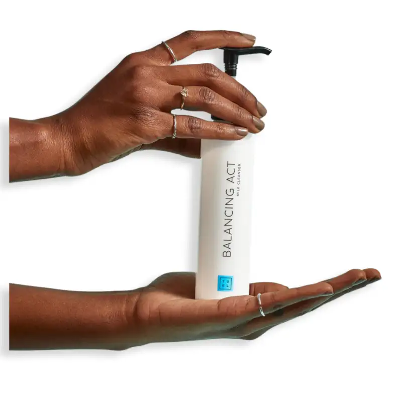 tuel-balance-balancing-act-milk-cleanser--1