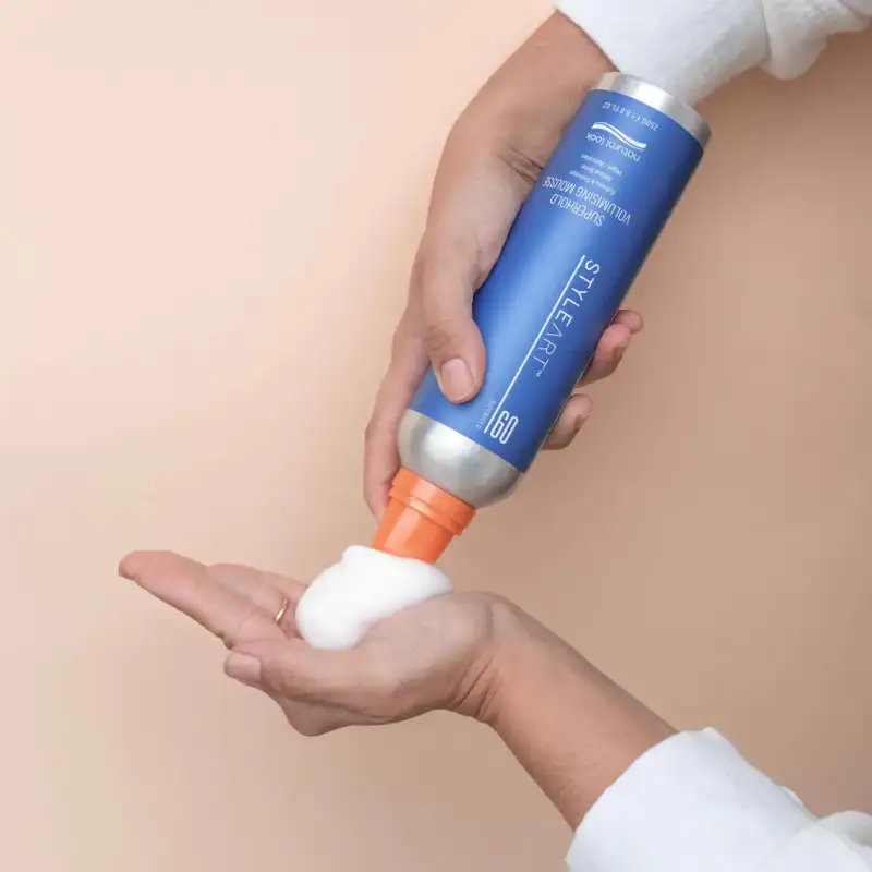 natural-look-styleart-super-hold-volumising-mousse--1
