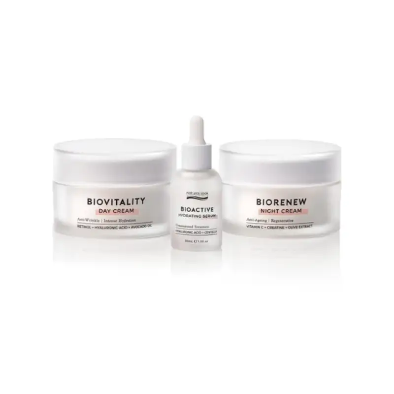 natural-look-shine-bright-skincare-gift-pack--1