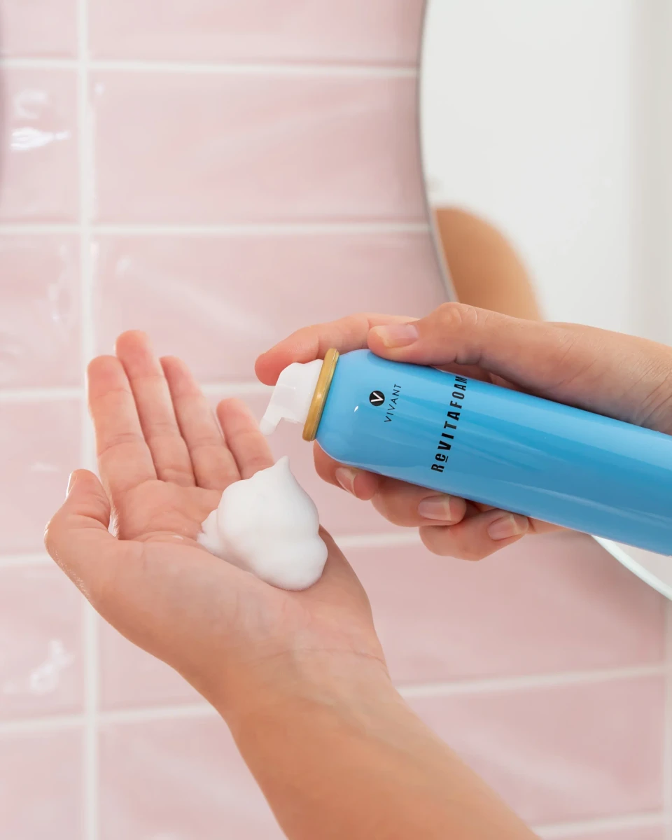 vivant-revitafoam-leave-in-conditioning-foam--4